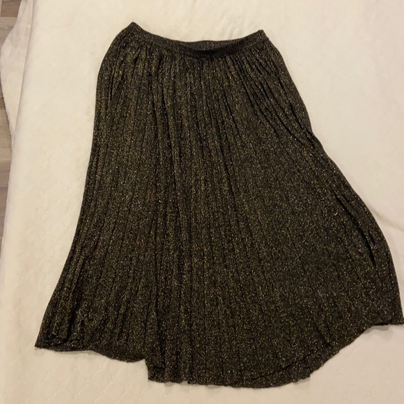 T Tahari metallic twirl midi skirt - Picture 3 of 7